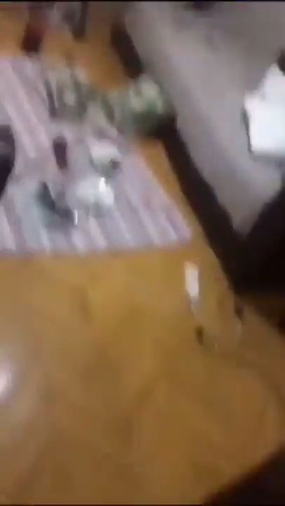 evin içinde birbirine silah sıkan kardeşler